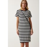  Women's Black and White Crew Neck Striped Knitted Dress | Eponuda.ba