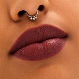 MAC Cosmetics Locked Kiss 24h Lipstick dolgoobstojna šminka z mat učinkom odtenek Vixen 1,8 g | Shoptok.si