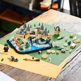 Lego LEGO® Harry Potter™ - Mini Grad Bradavičarka (40975) | Shoptok.si