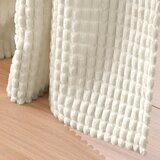 Douceur d intérieur Bež žametna zavesa 140x260 cm Swing – | Shoptok.si