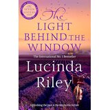 Macmillan Distribution Lucinda Riley - The Light Behind The Window Cene