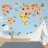 nalepnica.rs fototapeta Mapa Sveta sa životinjama