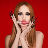 MAC Cosmetics Viva Glam Lipglass Air dolgoobstojni sijaj za ustnice odtenek Viva Kimmitment 5 ml | Shoptok.si