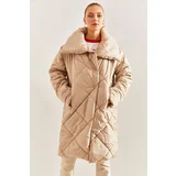Bianco Lucci Women's Metal Buttoned Diamond Patterned Oversize Puffer Coat