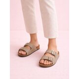 Sinsay Natikače s nitnama i kopčama | shoptok.hr