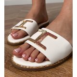 White flip-flops with a gold ornament on the strap Verona | ePonuda.com