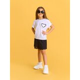 Sinsay Pamučna majica s 3D aplikacijom | shoptok.hr