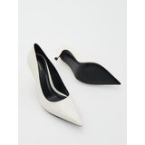 Reserved Ladies` pumps - ebenovina Cene