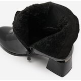 Resti Black women's boots on a low post Nekery | ePonuda.com