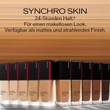 Shiseido Synchro Skin Radiant Lifting Foundation Advanced posvetlitveni lifting tekoči puder SPF 30 odtenek 140 Porcelain 30 ml | Shoptok.si