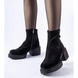 Gemre Black insulated ankle boots with a chunky block natural leather Maria | ePonuda.com