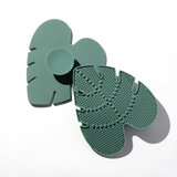 Ecotools Makeup Brush Cleansing Pad krtačka za čiščenje čopičev 1 kos | Shoptok.si