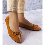 Gemre Brown ballet flats with a patent toe Simard Cijene