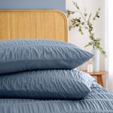 Catherine Lansfield Modra posteljnina za zakonsko posteljo iz krepa 200x200 cm Seersucker – | Shoptok.si