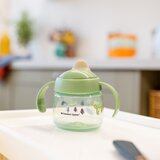 Tommee Tippee Superstar "WEANING SIPPEE" šalica s usnikom i poklopcem, 190 ml, 4MJ+, Zelena | shoptok.hr