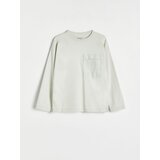 Reserved oversize majica z dolgimi rokavi in žepom - svetlo siva | Shoptok.si