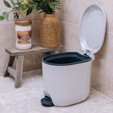 Addis Bijela plastična kanta za smeće s pedalom 3,5 l – | shoptok.hr