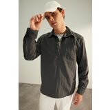 Trendyol Limited Edition Anthracite Men's Relaxed Fit Half Pat Parachute Technical Fabric Shirt Cene