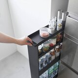 YAMAZAKI Mat črna jeklena kopalniška polica 48x80,5 cm Tower – | Shoptok.si