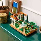 Lego Icons: Vrt z vodometom | Shoptok.si