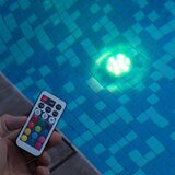  LED svetilka v vodo u