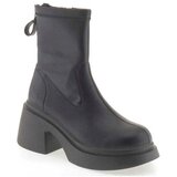Betsy Crna | shoptok.hr