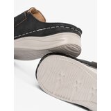 SEASTAR Black flip-flops with full toe cap and buckle | Shoptok.si