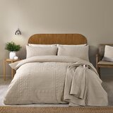 Catherine Lansfield Bež podaljšana posteljnina za zakonsko posteljo 230x220 cm Folkstone Geo – | Shoptok.si