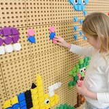  Masterkidz geometrijski klinovi za STEM ploče, 12 boja, 64 komada | shoptok.hr