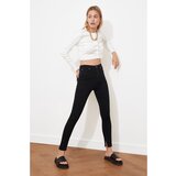 Trendyol Ženske traperice Slit | shoptok.hr
