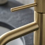 REA Bath Kupaonska miješalica Rea Lungo Stripe Brush Gold Low | shoptok.hr