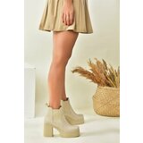 Fox Shoes Beige Women's Boots with a Thick Sole Cene