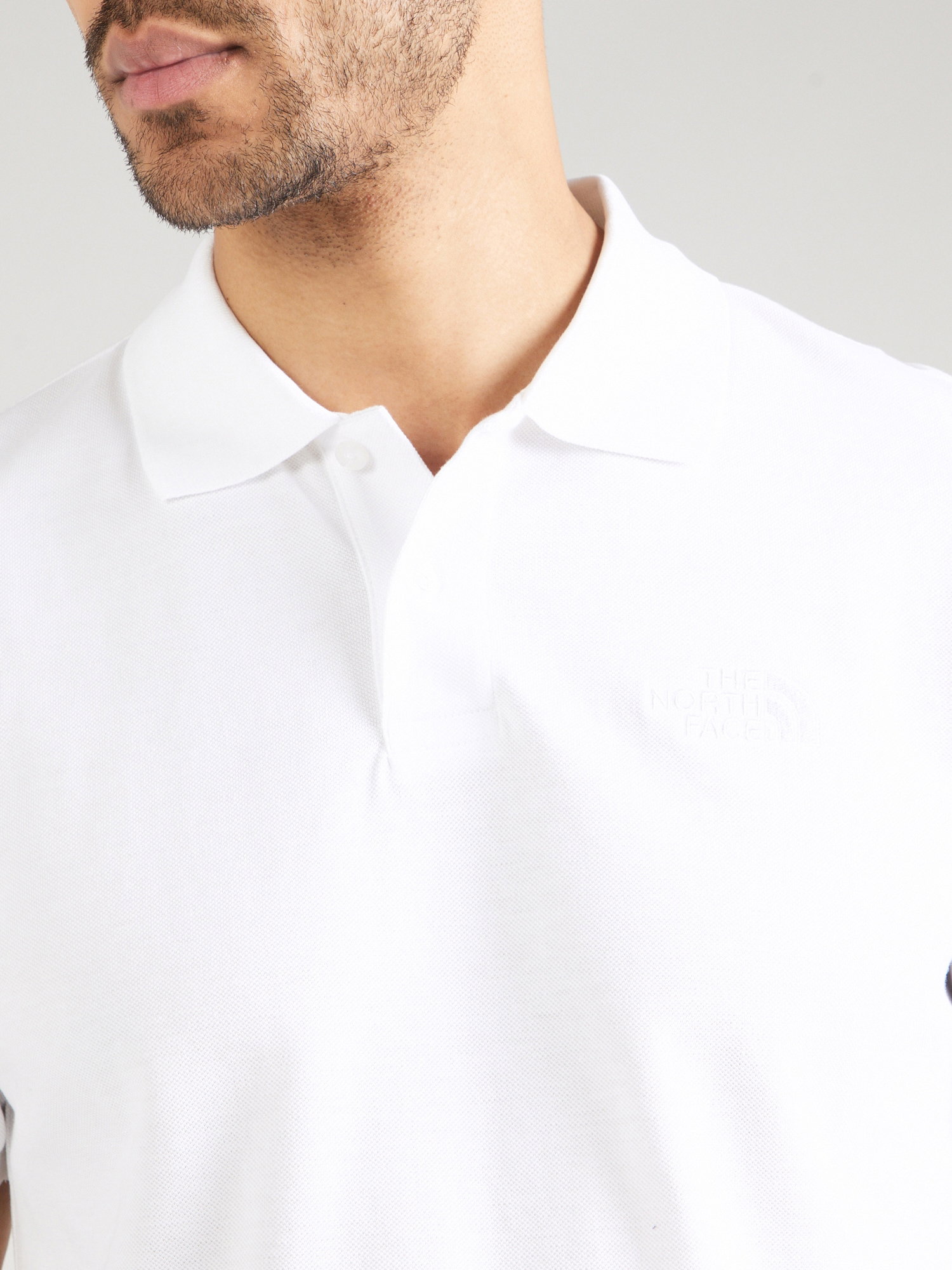 The North Face Majica 'ESSENTIAL' bela | Shoptok.si