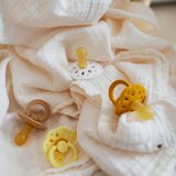 Bibs tolažilna duda - lateks Boheme z okroglim cucljem 6-18 m 2/1 vanilla/peach | Shoptok.si