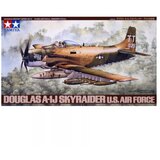 Tamiya 1:48 Douglas A-1J Skyrider USAF | ePonuda.com