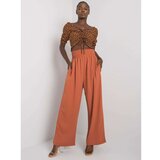 Fashion Hunters RUE PARIS Light brown fabric trousers with a high waist Cene