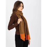 Fashion Hunters Women's camel and orange knitted scarf Cene