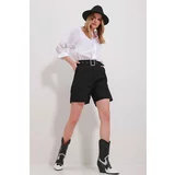 Trend Alaçatı Stili Women's Black Double Pocket Waist Belted Gabardine Shorts