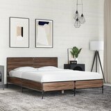 Maison Chic Posteljni okvir - Dvoposteljna postelja - Zakonska postelja rjav hrast 140x200 cm inženirski les in kovina-J14845, (21762486) | Shoptok.si