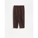 Reserved MEN`S TROUSERS - tamnosmeđe | shoptok.hr