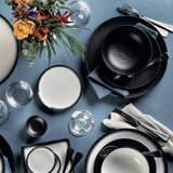 Maxwell williams Plitev krožnik Caviar Black 27,5cm / črn / porcelan, (5000199249) | Shoptok.si