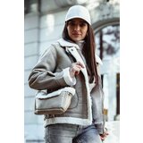 Beloved Alyssa jakna s torbico bež | Shoptok.si