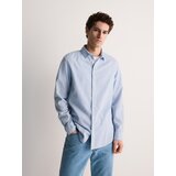 Reserved srajca regular fit z visokim deležem bombaža - modra | Shoptok.si
