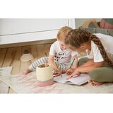 Lorena Canals Rožnata/kremno bela pralna ročno tkana bombažna preproga 120x160 cm Atlas Natural – | Shoptok.si