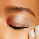 MAC Cosmetics Dazzleshadow sjenilo za oči sa šljokicama nijansa It's About Shine 1 g | shoptok.hr