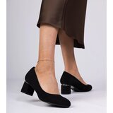 Gemre Teriva classic black pumps on a low block heel | shoptok.hr
