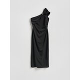 Reserved Haljina otvorenog ramena - crno | shoptok.hr
