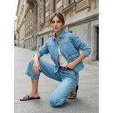 Sinsay Traper jakna s izvezenim cvjetovima | shoptok.hr