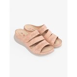 SEASTAR Light pink flip-flops on a low wedge | shoptok.hr