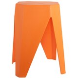 Leitmotiv Oranžen plastičen stolček Cherish – | Shoptok.si
